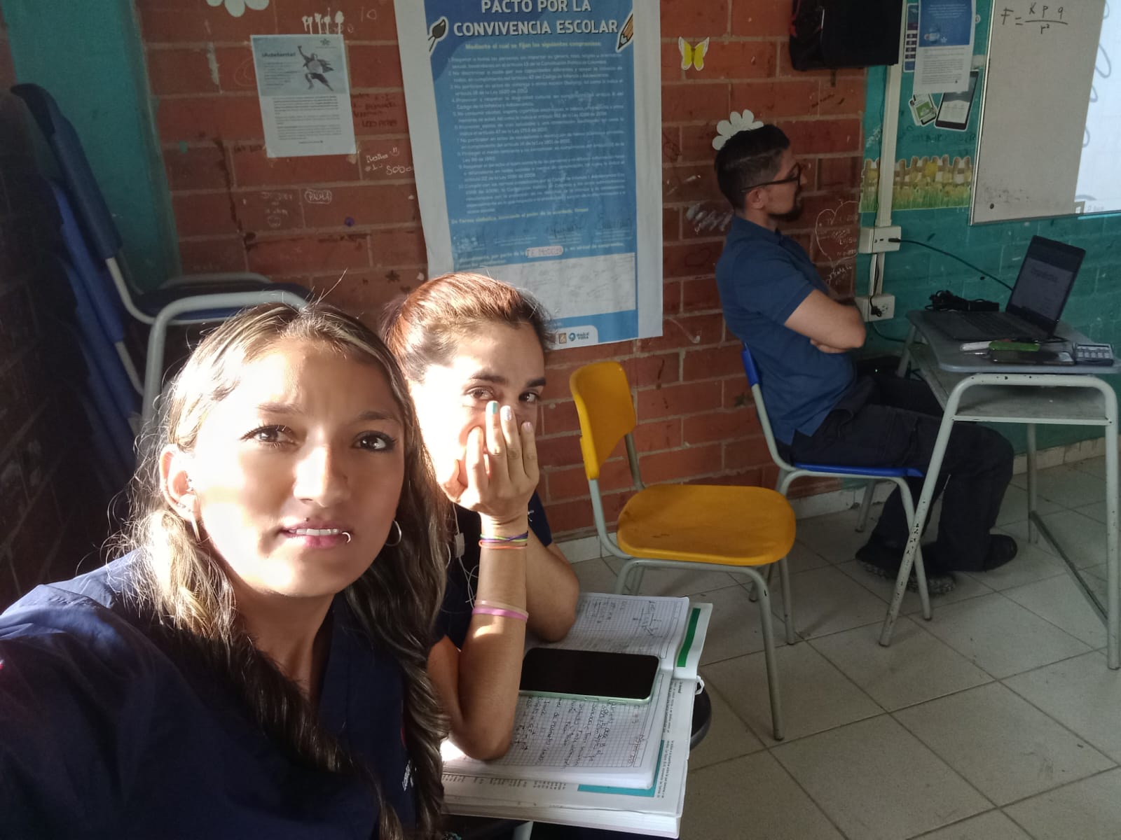 Presentación con los grados 10-1 y 10-2 con el Docente asesor
